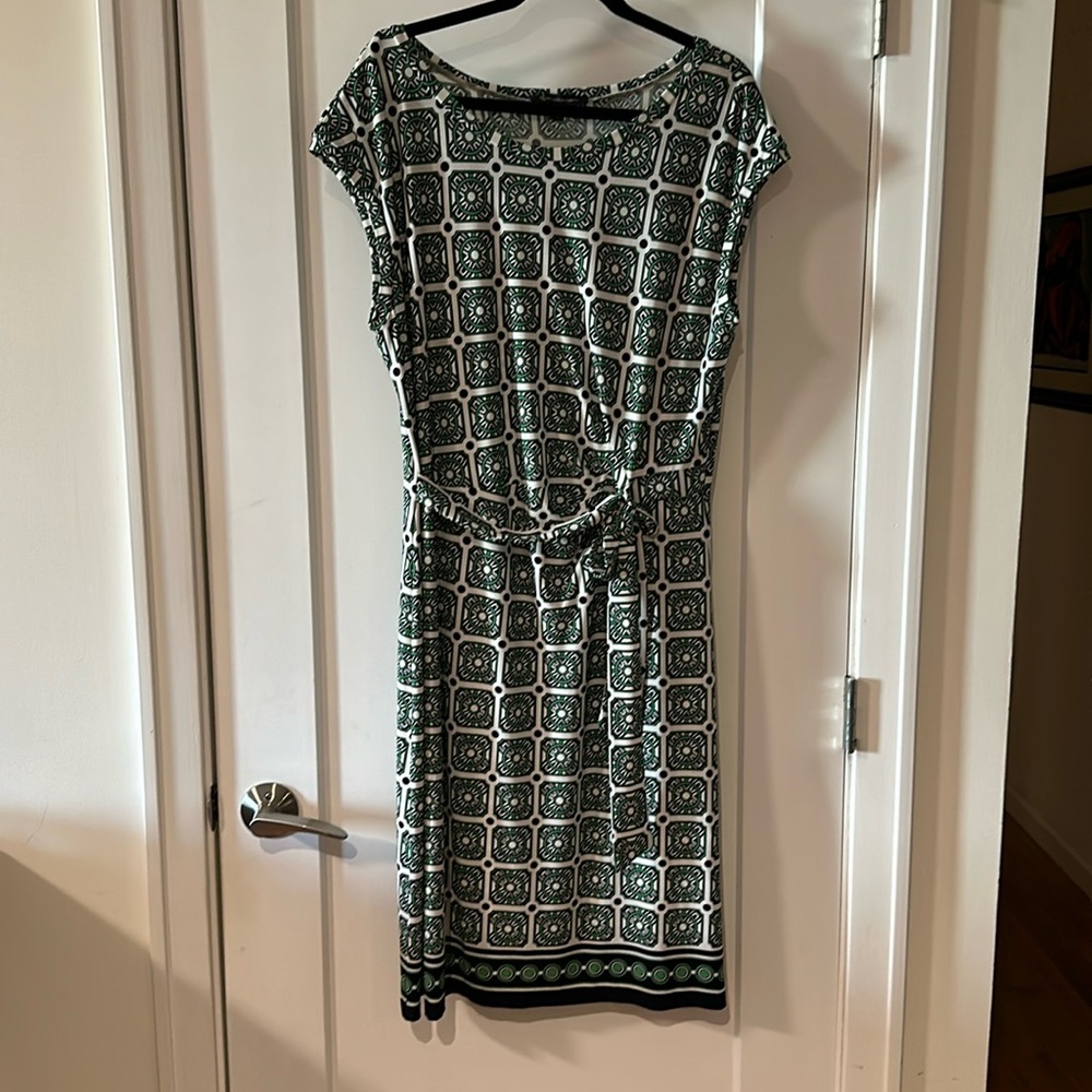 Brooks Brothers - printed sheath dress with tie at waist